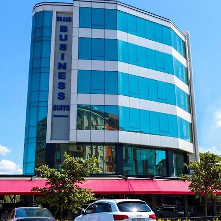 Brand Business Hotel Çorlu Exterior foto